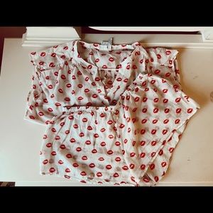 Joie Pajama Set with Matching Pouch